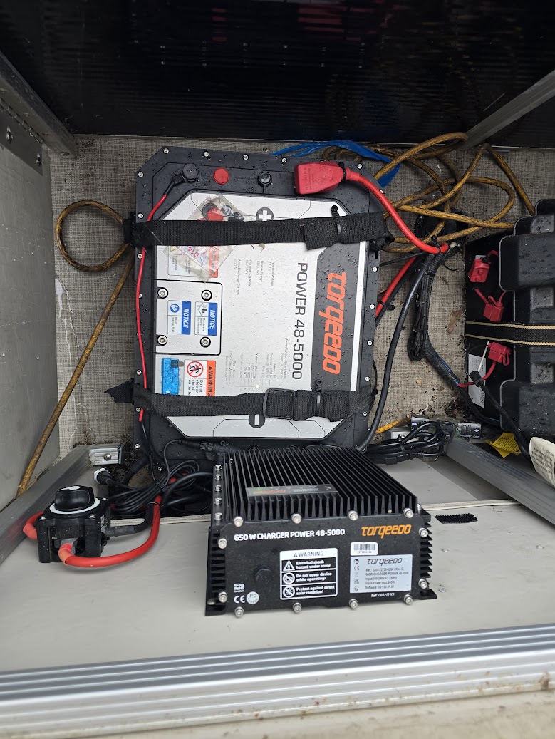 Torqeedo battery and charger installation