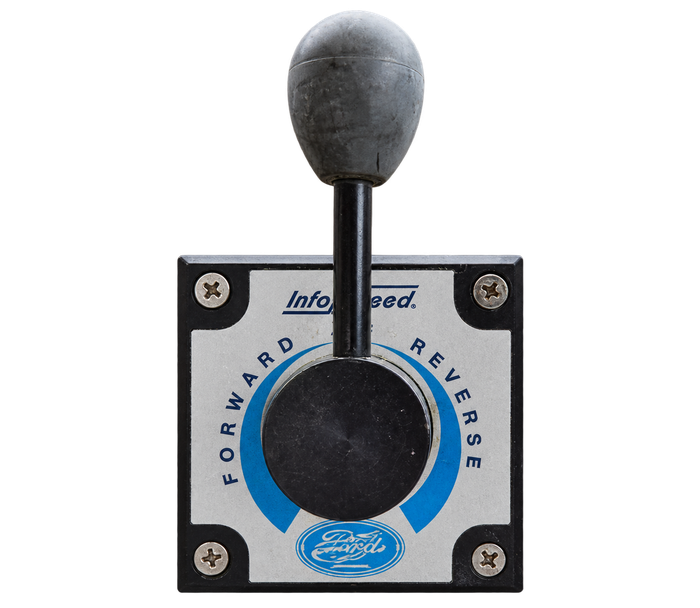 Front of a vintage forward and reverse wig-wag throttle